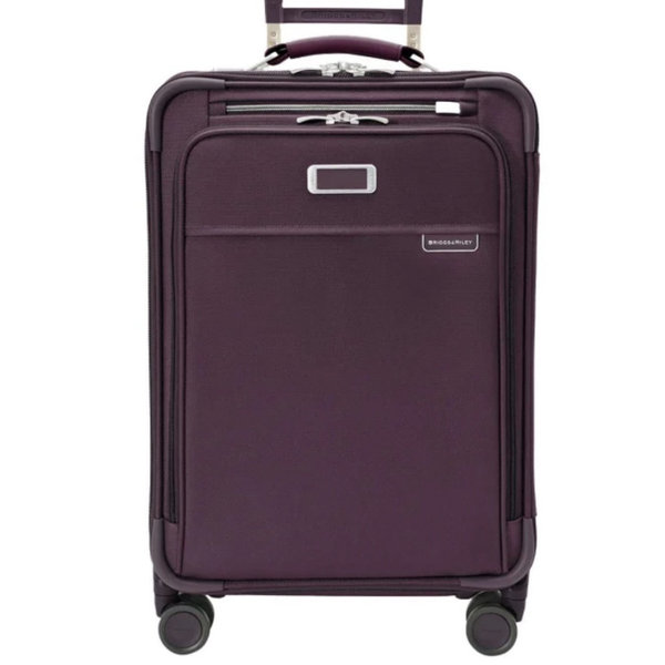 Essential 22" Carry-On Expandable Spinner