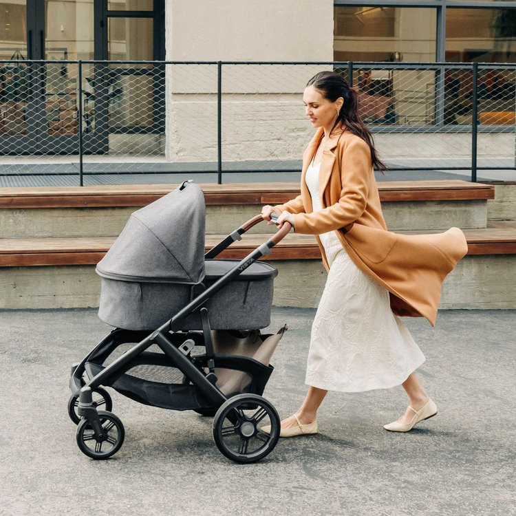 UPPAbaby, Vista V3 Stroller with Bassinet V3 Set | Zola Baby