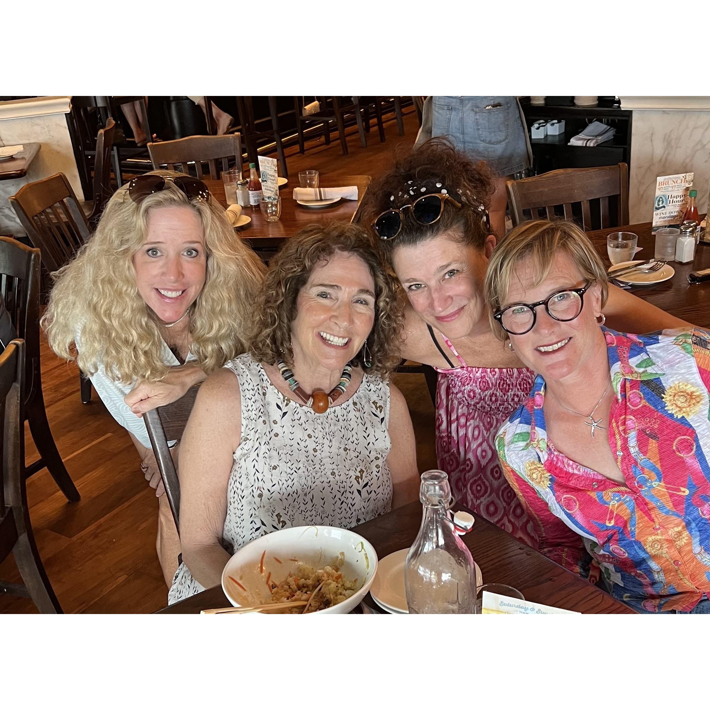 Florida Gals, Bonnie, Deb, Marcia & Kim 