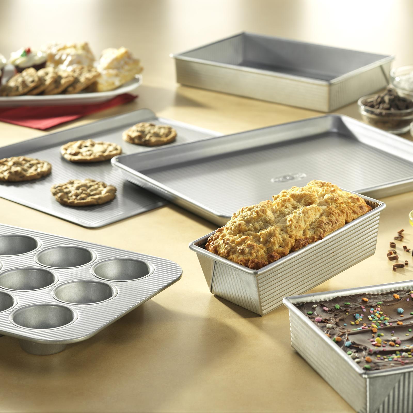 USA Pan, 6-Piece Bakeware Set | Zola