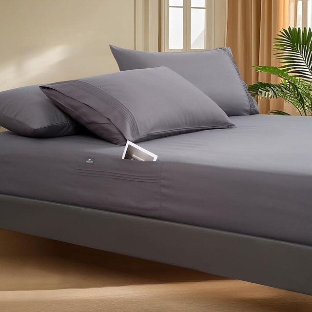 Popfavor Deep Pocket Queen Fitted Sheet with Straps - Fits Mattresses Up to 21" Thick - 3 Piece Bed Sheets - Moisture Wicking, Cooling & Soft Fitted Sheet & Pillow Cases (Grey)