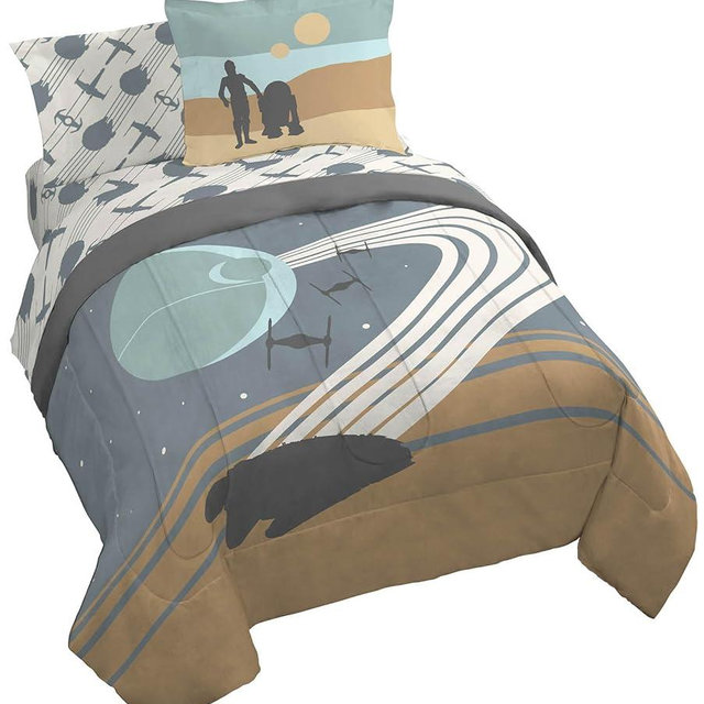 Jay Franco Star Wars Queen Size Comforter Set - 7 Piece Bedding Includes Sheet Set & Pillow Covers - Super Soft Cozy Bedding with Death Star and Millennium Falcon