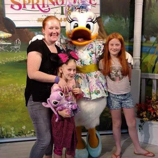 Kristi and daughters 2017