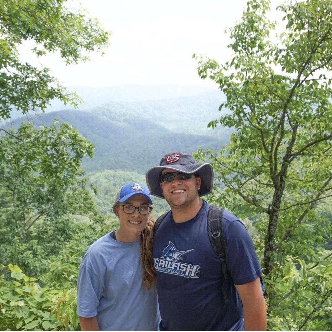 Gatlinburg, Tennessee. Hawks/Handelong/Nighswonger/Benjamin Cabin Vacation 2019