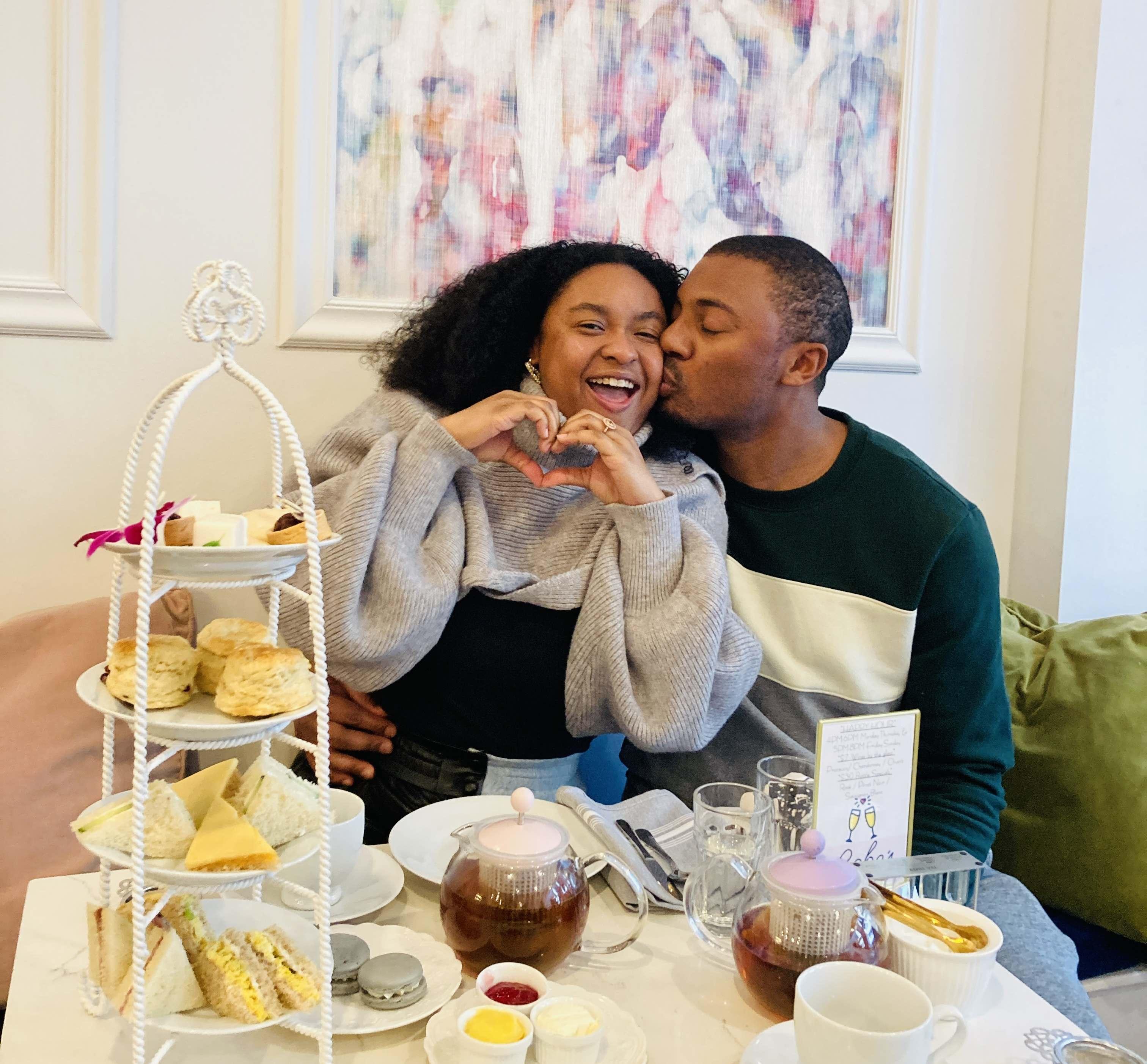 The Wedding Website of Ayesha Davis and Oliver Davis