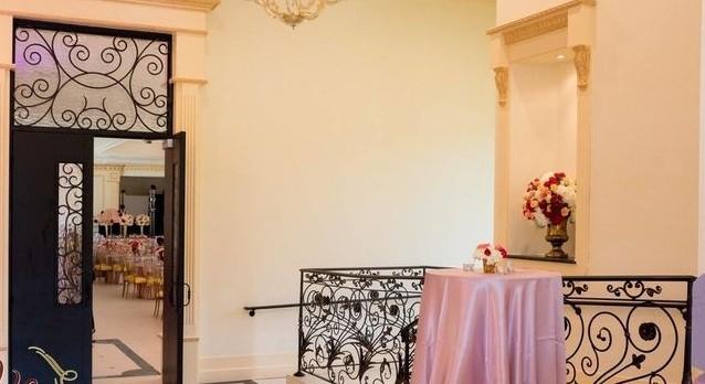 The Wedding Website of Jazmine Riley and Henry Brown