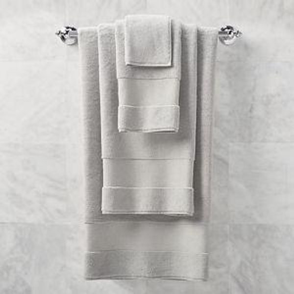 Frontgate Resort Collection Bath Towels: Six-piece Set in Fog