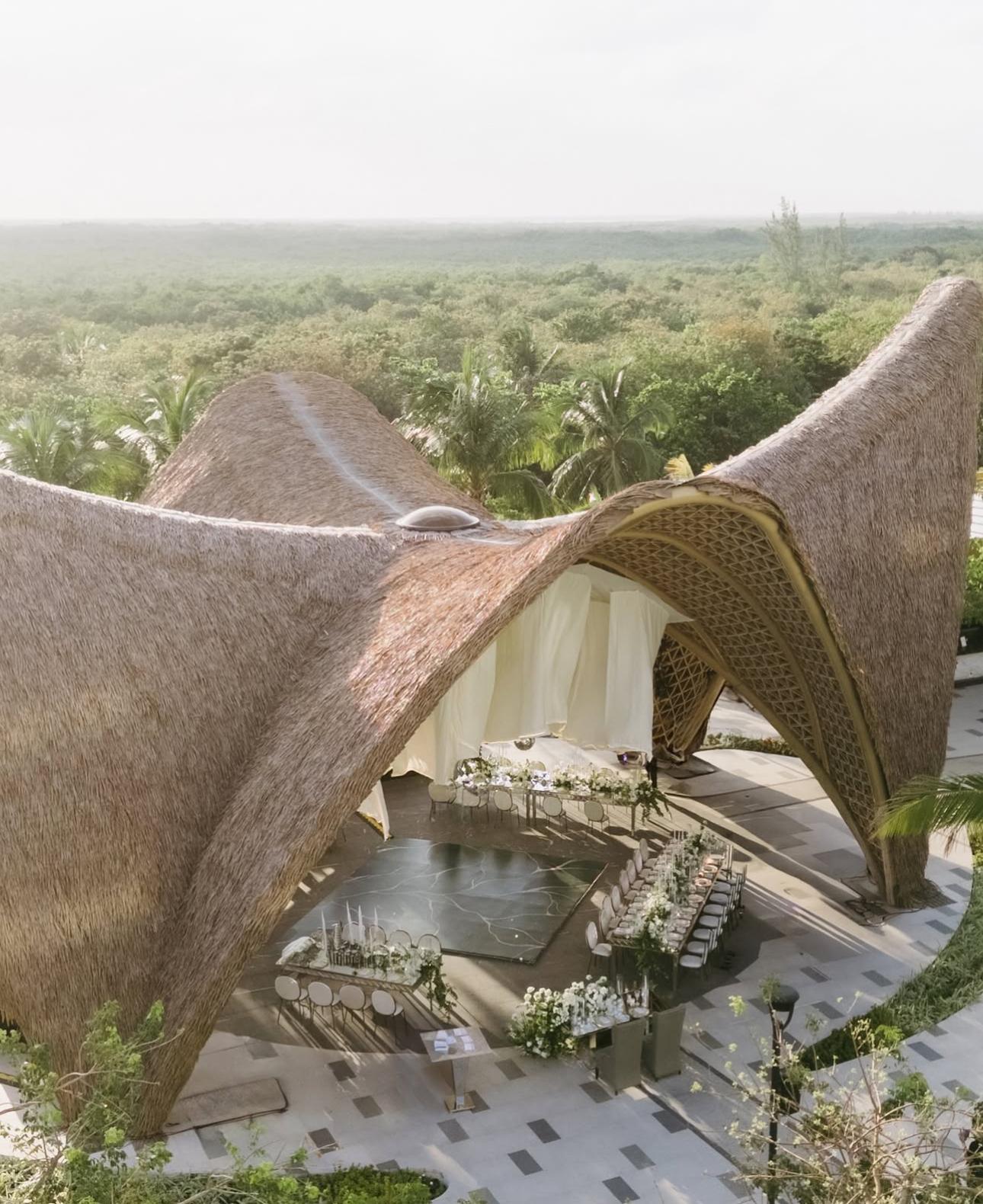 The Wedding Website of Danielle Grisales and Luca de Stasio