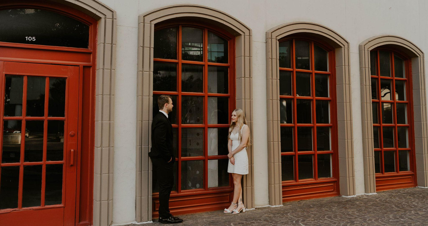 The Wedding Website of Rebecca O'Neal and Aston Jansen