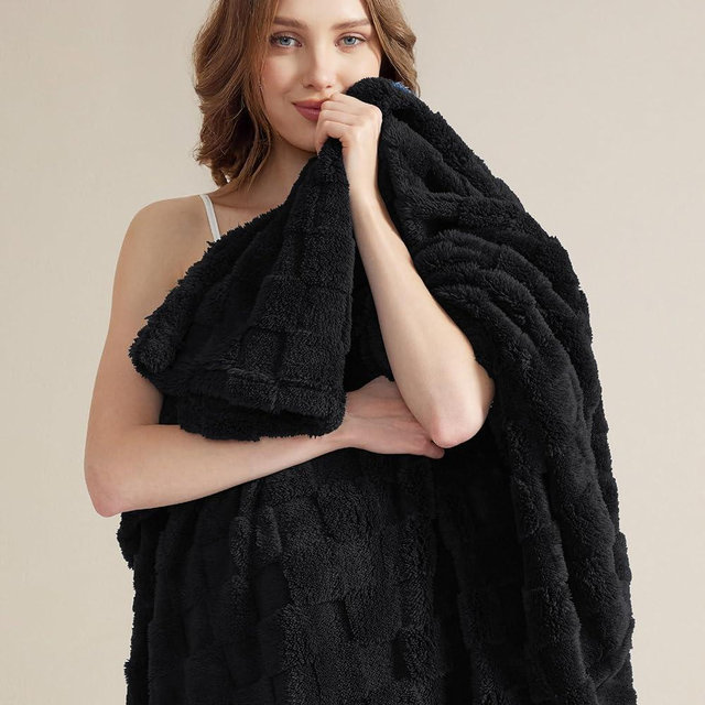 Bedsure Black Fleece Blanket for Couch - Super Soft Cozy Blankets for Women, Cute Small Throws for Girls, 50x60 Inches