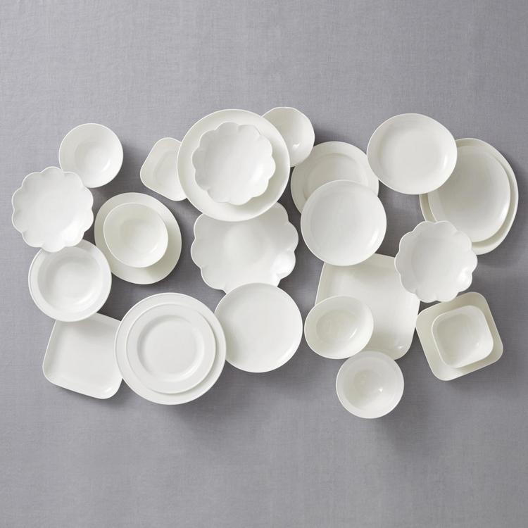 Lenox, Studio 1414 Rimmed 16-Piece Dinnerware Set, Service for 4