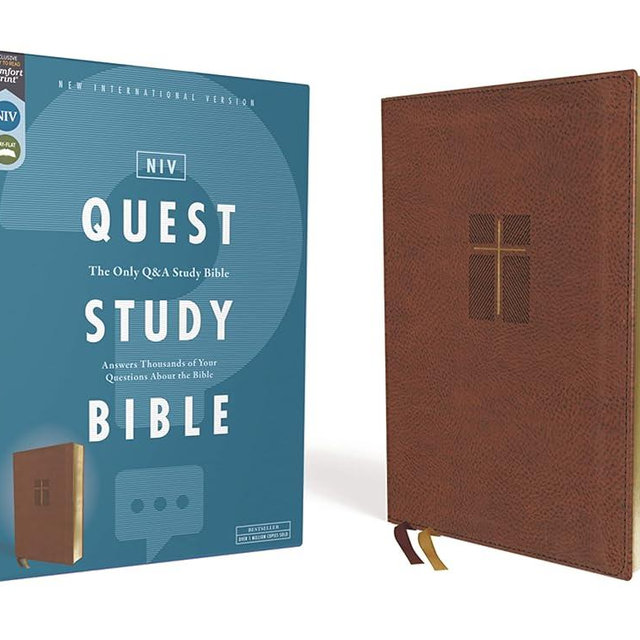 NIV, Quest Study Bible, Leathersoft, Brown, Comfort Print: The Only Q and A Study Bible