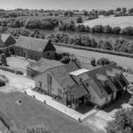 The Dinney Farmhouse Bed & Breakfast