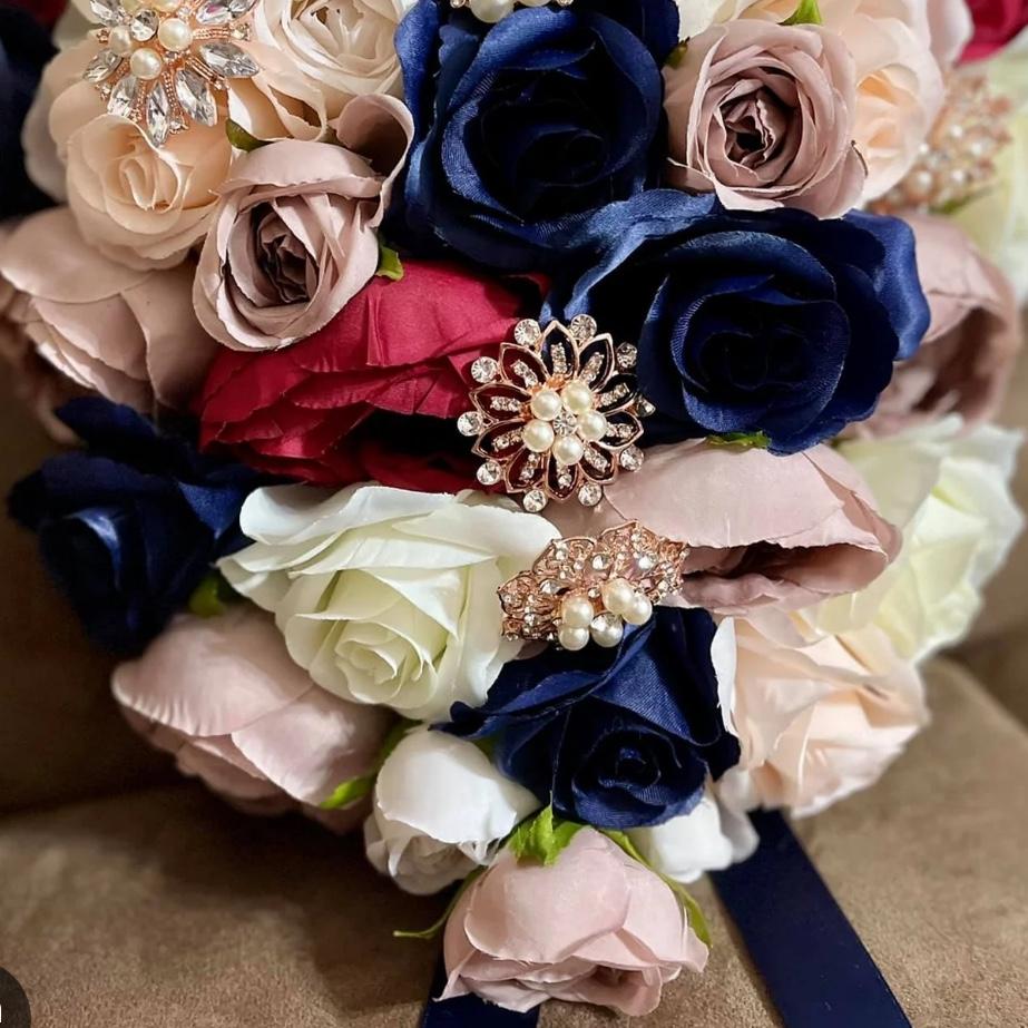 The wedding colors!