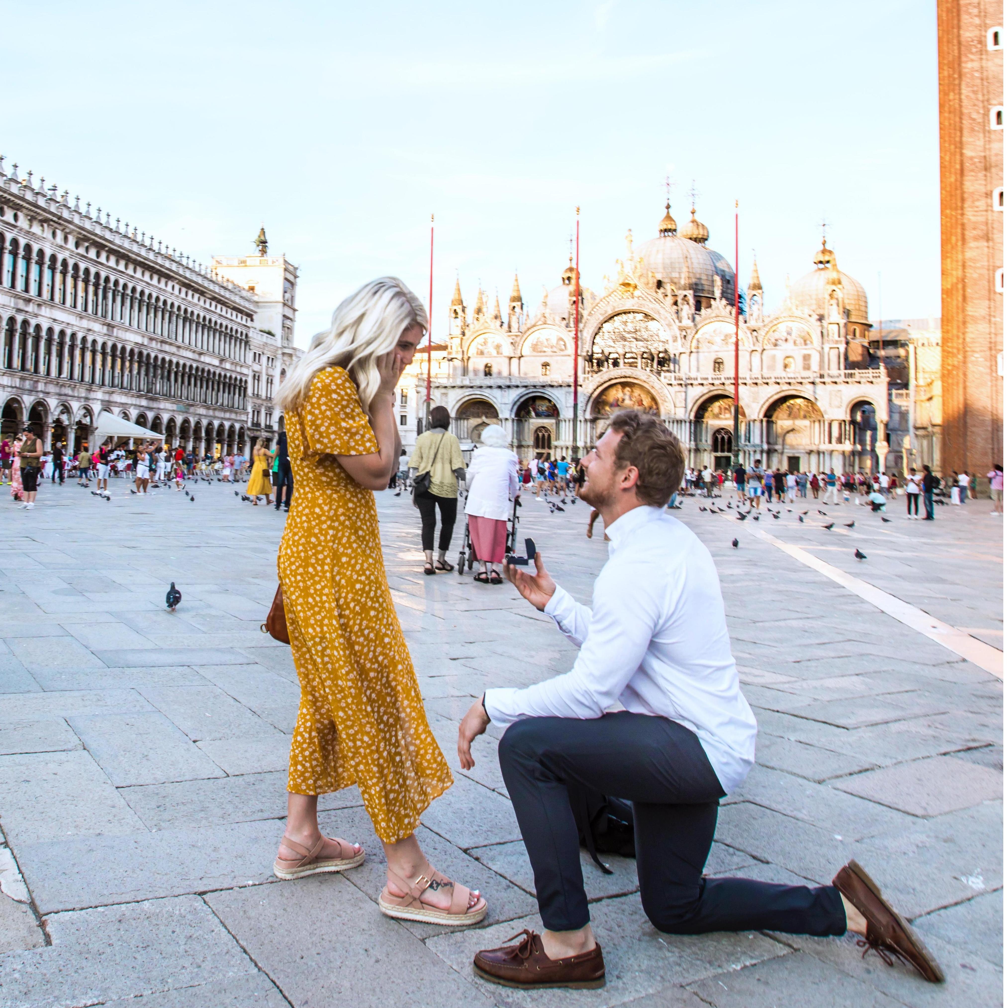 The proposal in the famous Saint Marks Square, Venice
