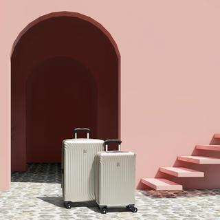 Maxlite Air 2-Piece Expandable Hardside Spinner Set