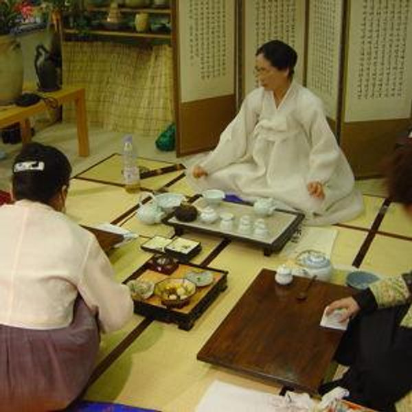 Honeymoon Activity: Korean Tea Ceremony