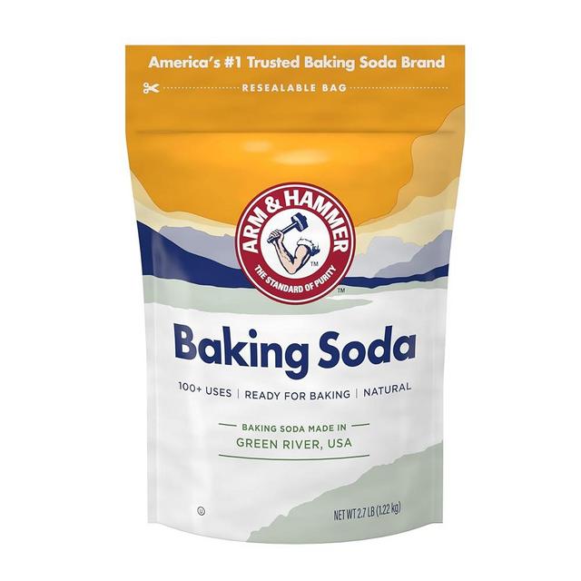 ARM & HAMMER Baking Soda Made in USA, Ideal for Baking, Pure & Natural, 2.7lb Bag