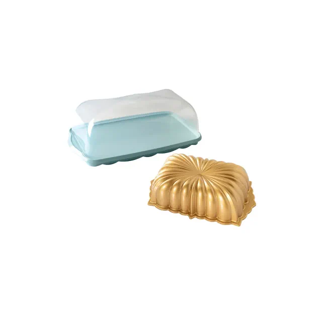 Nordic Ware Cast Fluted Loaf Pan with Keeper