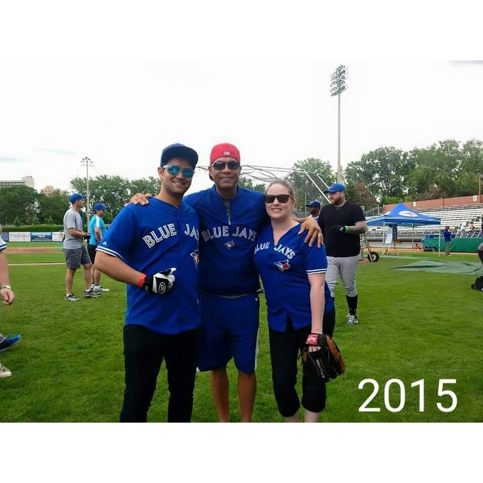 Home Run Derby with Roberto Alomar!