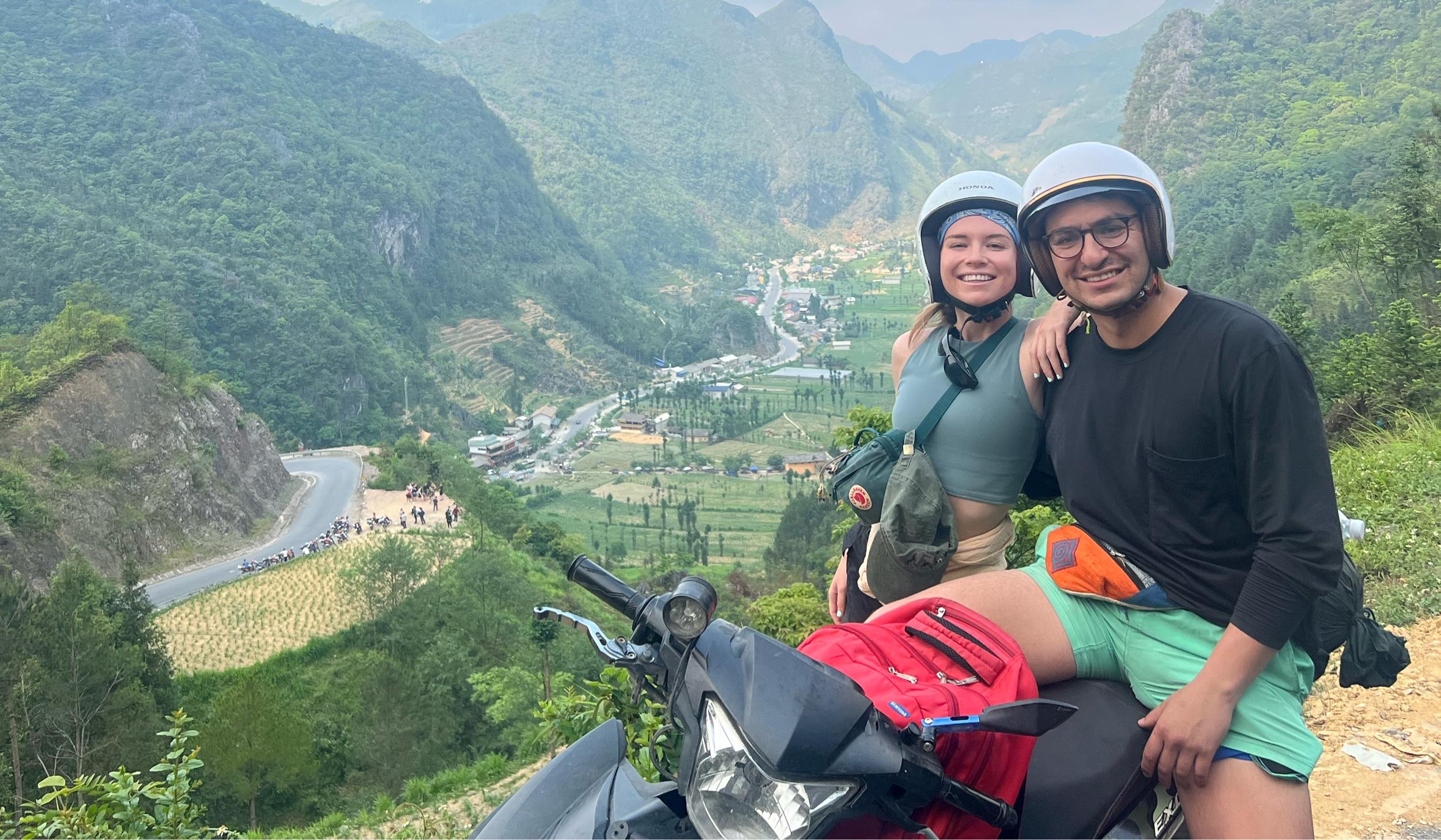 The Wedding Website of Caroline Alford and Salomon Wright