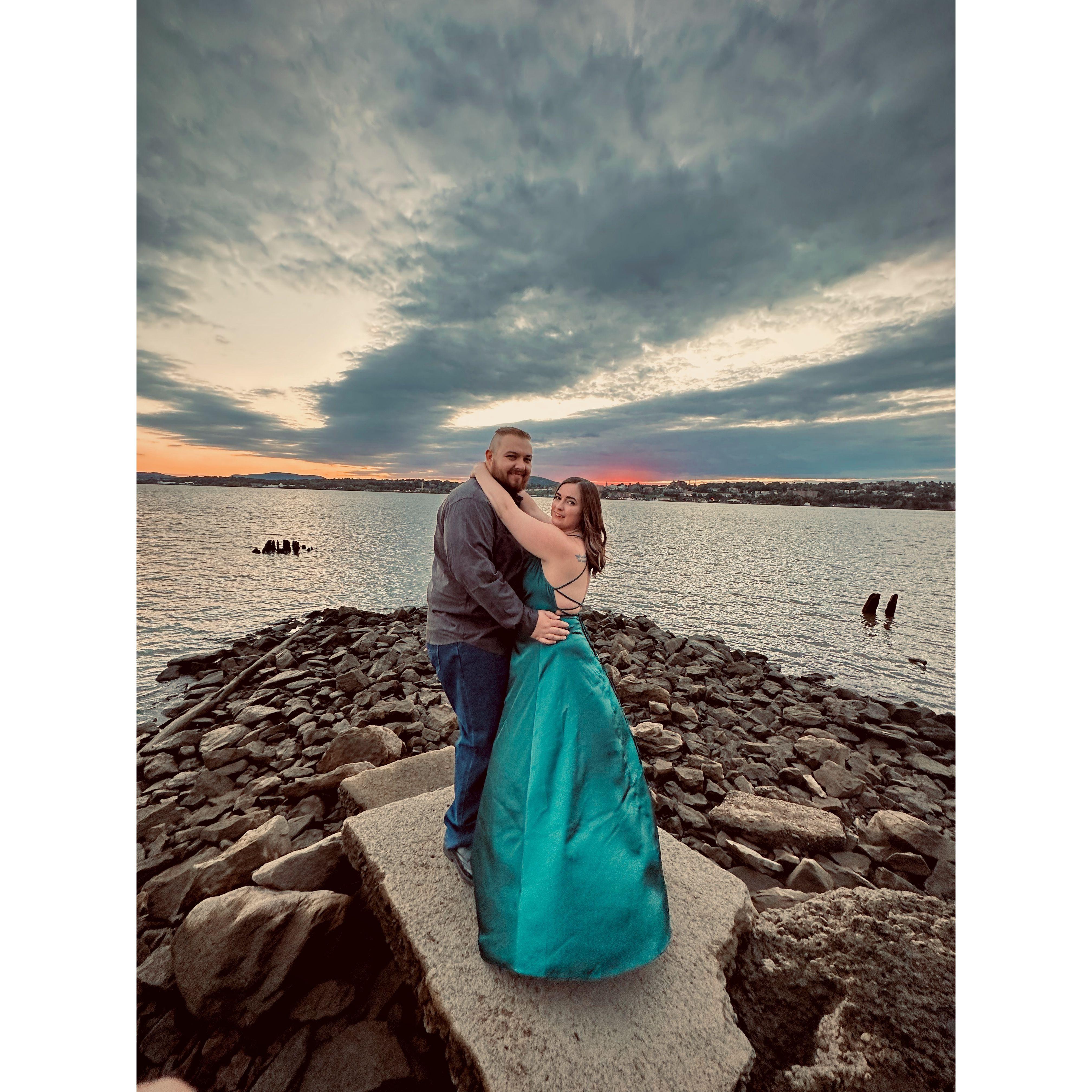 Engagement photos at the Beacon waterfront. Big thank you to Marcus who took these amazing photos.