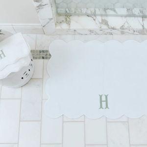 Scallop Bath Mat White on White