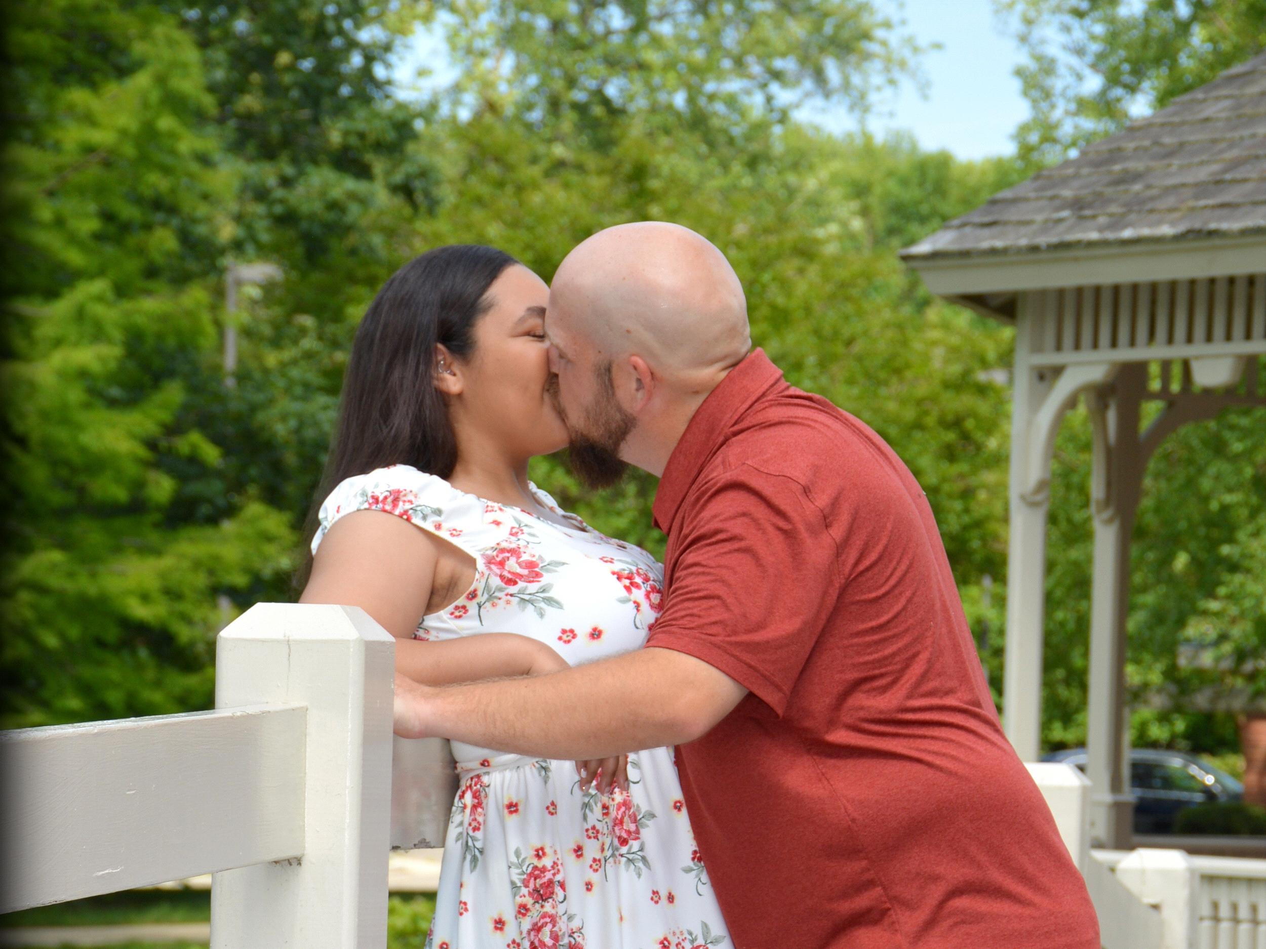 The Wedding Website of Gabriella Lawson and Matthew Loveless