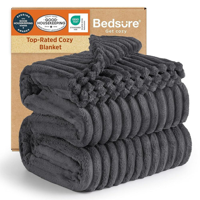 Bedsure GentleSoft Grey Full Blanket for Bed - Cozy Soft Blankets for Women, Cute Large Throws for Girls, 84x90 Inches