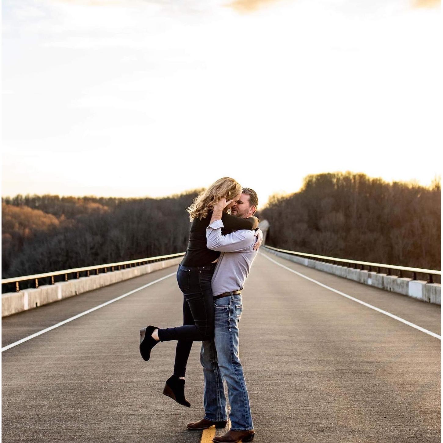 Engagement photos on the Natchez Trace Bridge