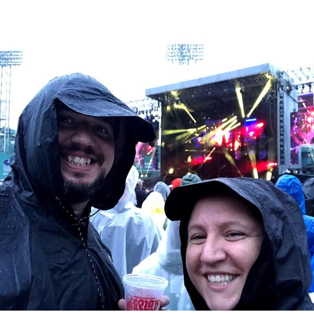 Singing in the rain at Billy Joel