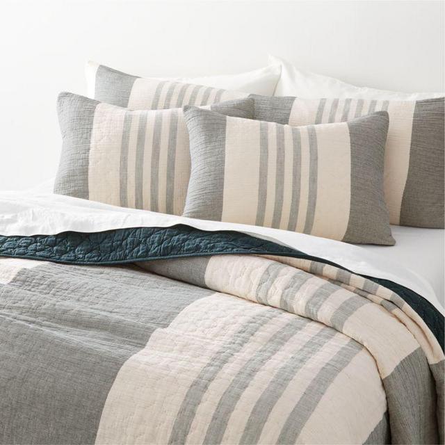 Laurentis Blue Crinkle Stripe Full/Queen Quilt