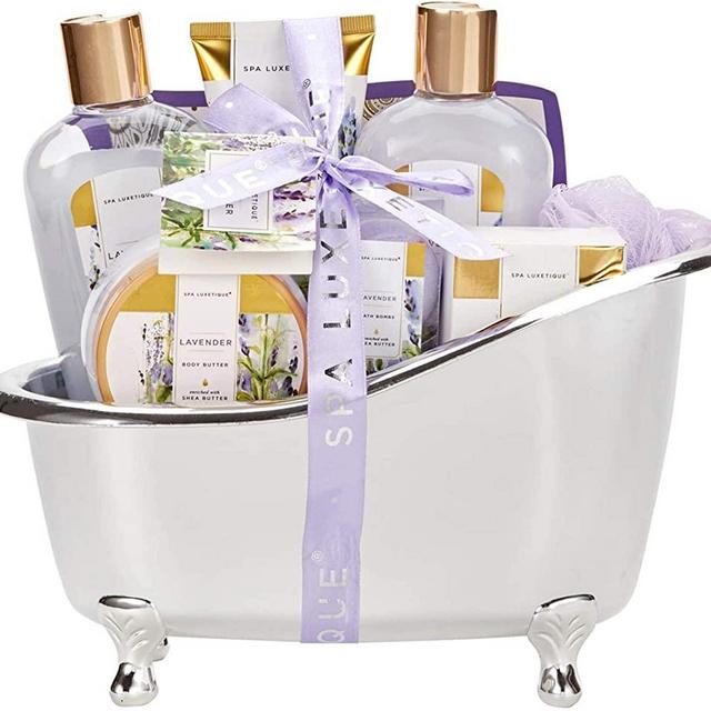 Spa Luxetique Gift Baskets for Women, Lavender Bath Set, Gift Set for Women, Luxury 8 Pcs Home Gift Baskets Includes Body Lotion, Bath Bombs, Bubble Bath, Best Gifts for Women Christmas, Holiday.