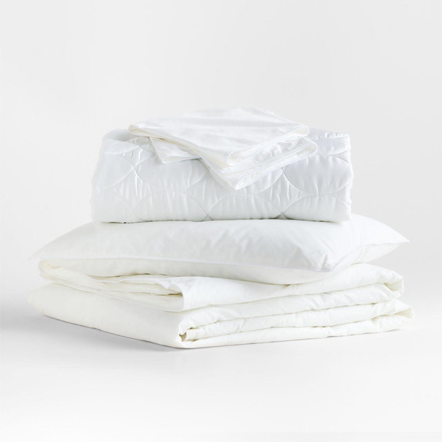 Down-Alternative Lightweight King Bedding Insert Bundle with Soft Pillows and Protectors