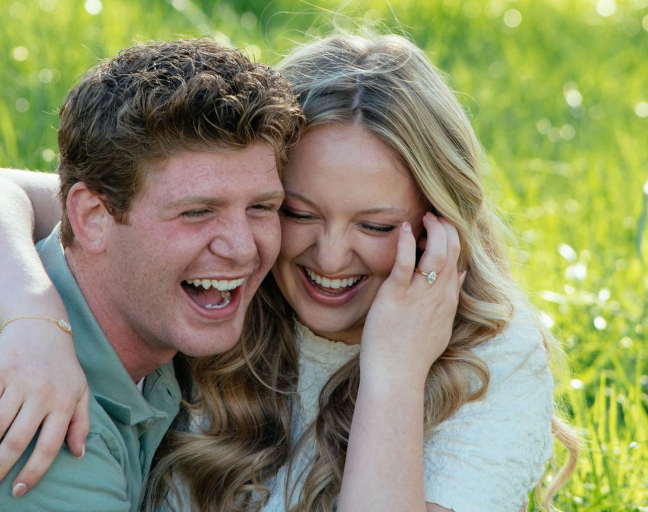 The Wedding Website of Ashleigh Degn and Vincent Del Priore