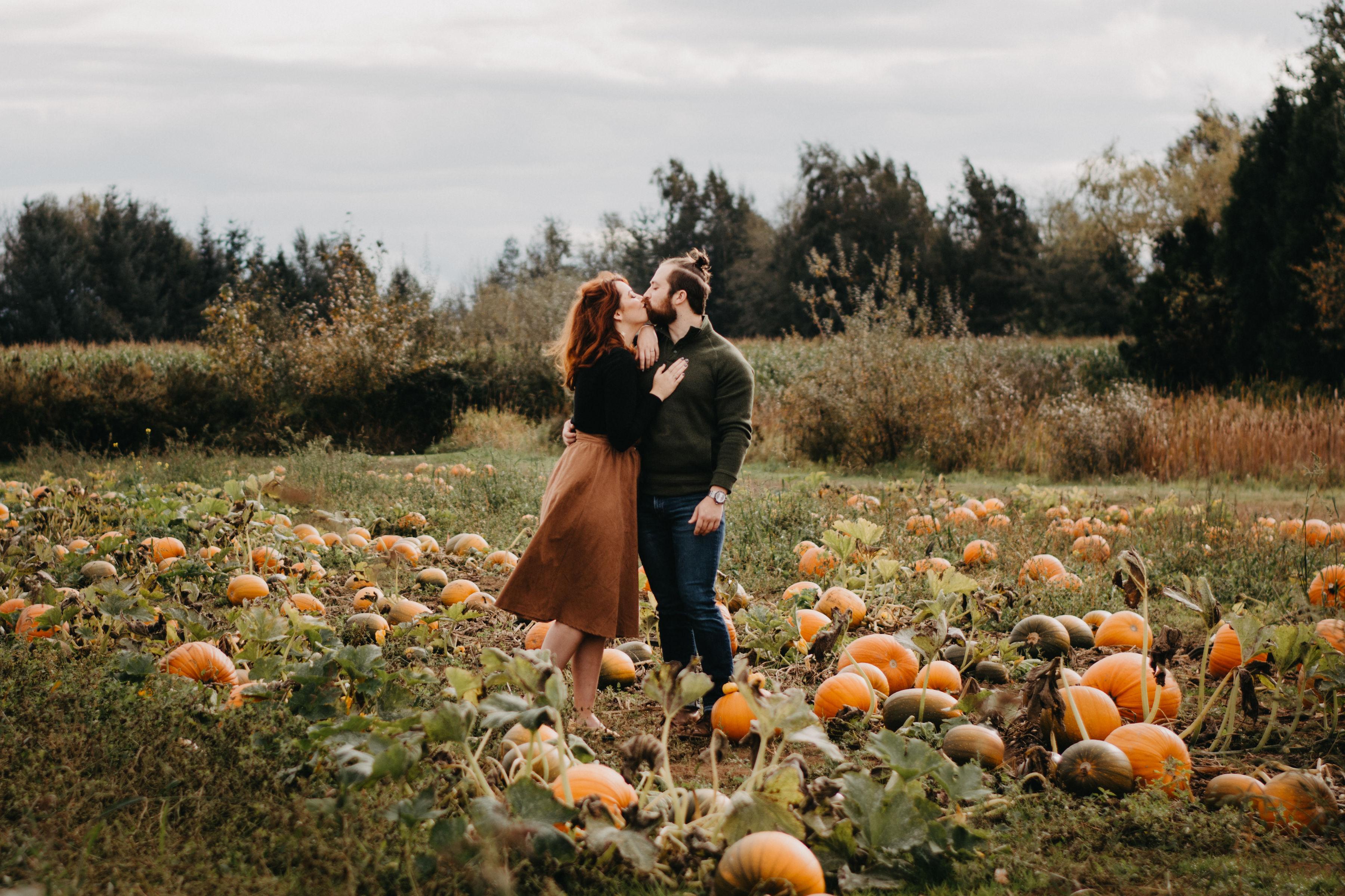 The Wedding Website of Emily Bell and Justin Ferguson