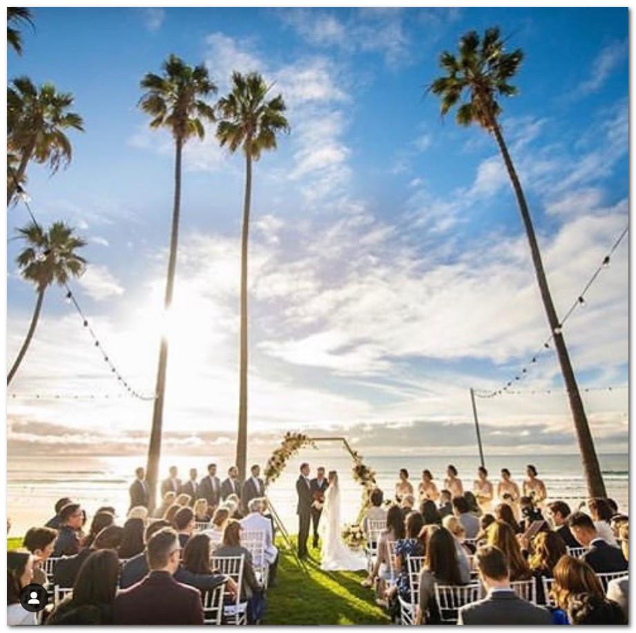 The Wedding Website of Julie Chao and Jesus Salinas