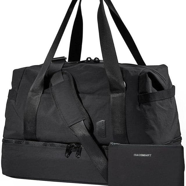 Weekender Bags for Women, BAGSMART Travel Duffel Bags with Shoe Compartment,Personal Item Travel Bag for Airlines, Carry on Overnight Tote Bag with Toiletry Bag(Black,2pcs)