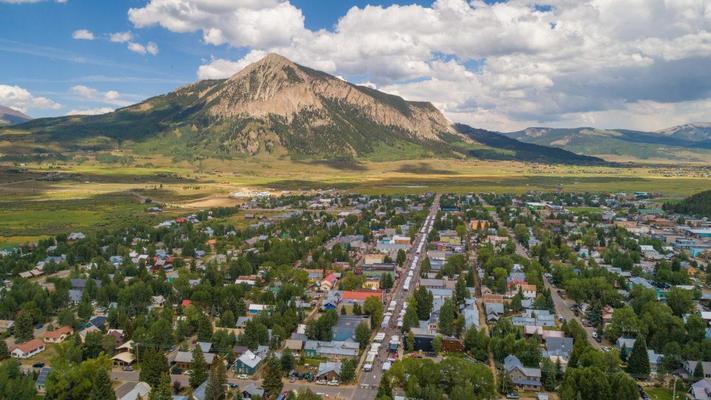 The Wedding Website of Jaimie Nichols and Dan Melek