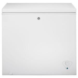 Garage Ready 7.0 cu. Ft. Manual Defrost Chest Freezer in White