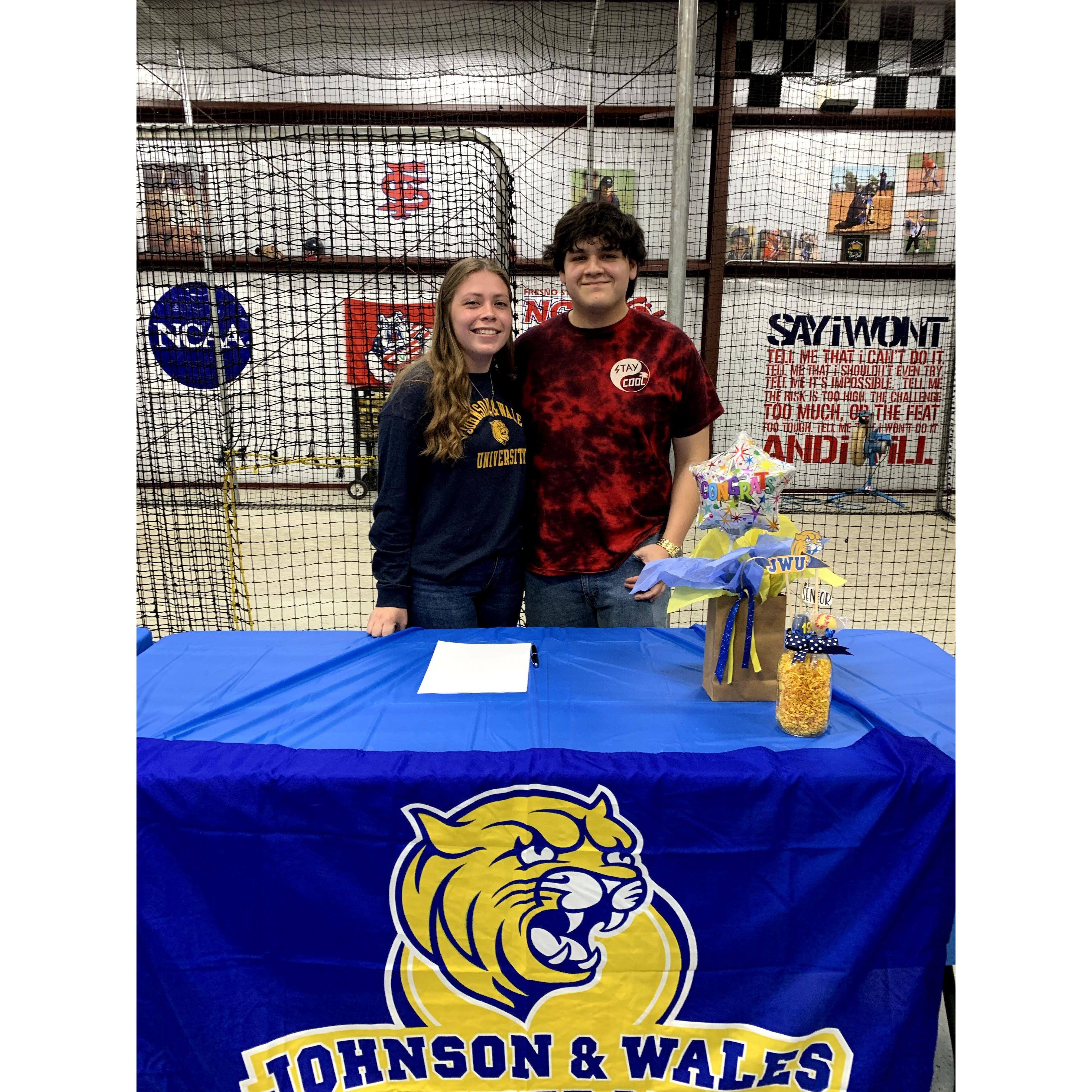 Hailey's softball signing day to play at Johnson & Wales