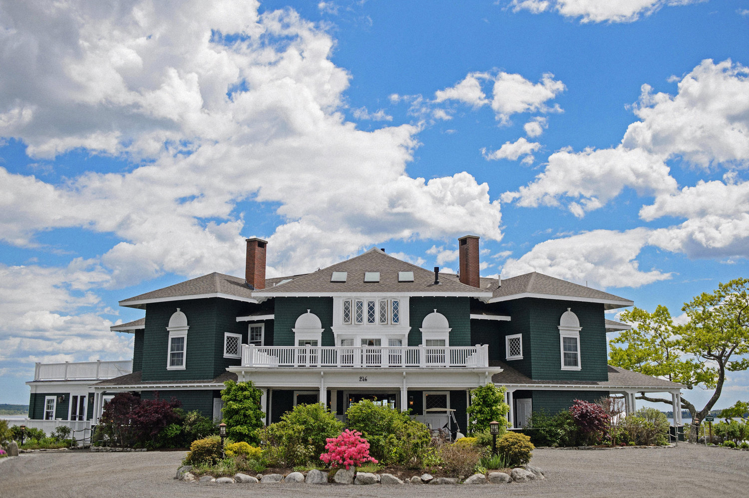 The Wedding Website of Nicole Dearing and Garrett Lesher
