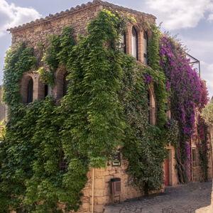 Day trip to Girona, Peratallada and Costa Brava