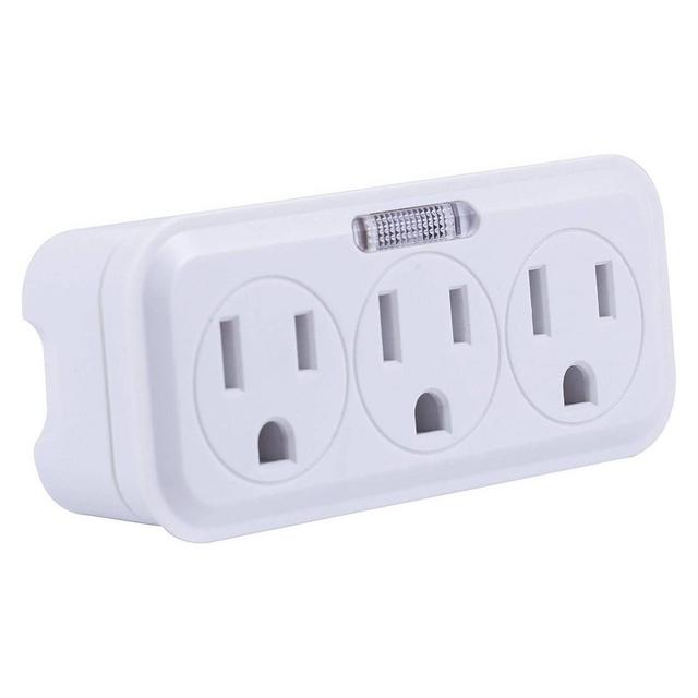 General Electric 3 Outlet Grounded Tap With Guide Light