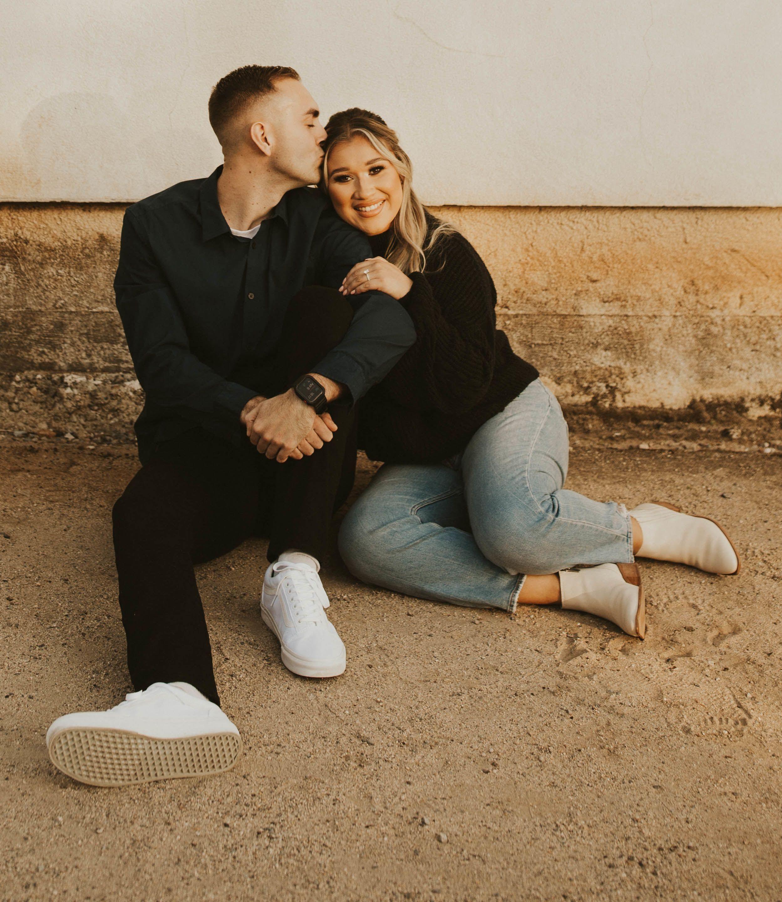The Wedding Website of Elizabeth Solis and Jonathan Inacio