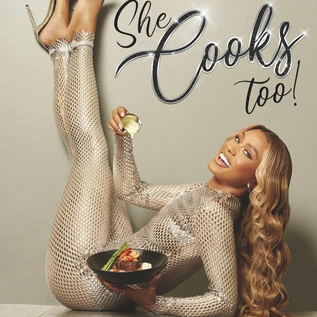 She Cooks Too!: Boss Babe Cravings Vol. 2 (Boss Babe Cravings, 2)