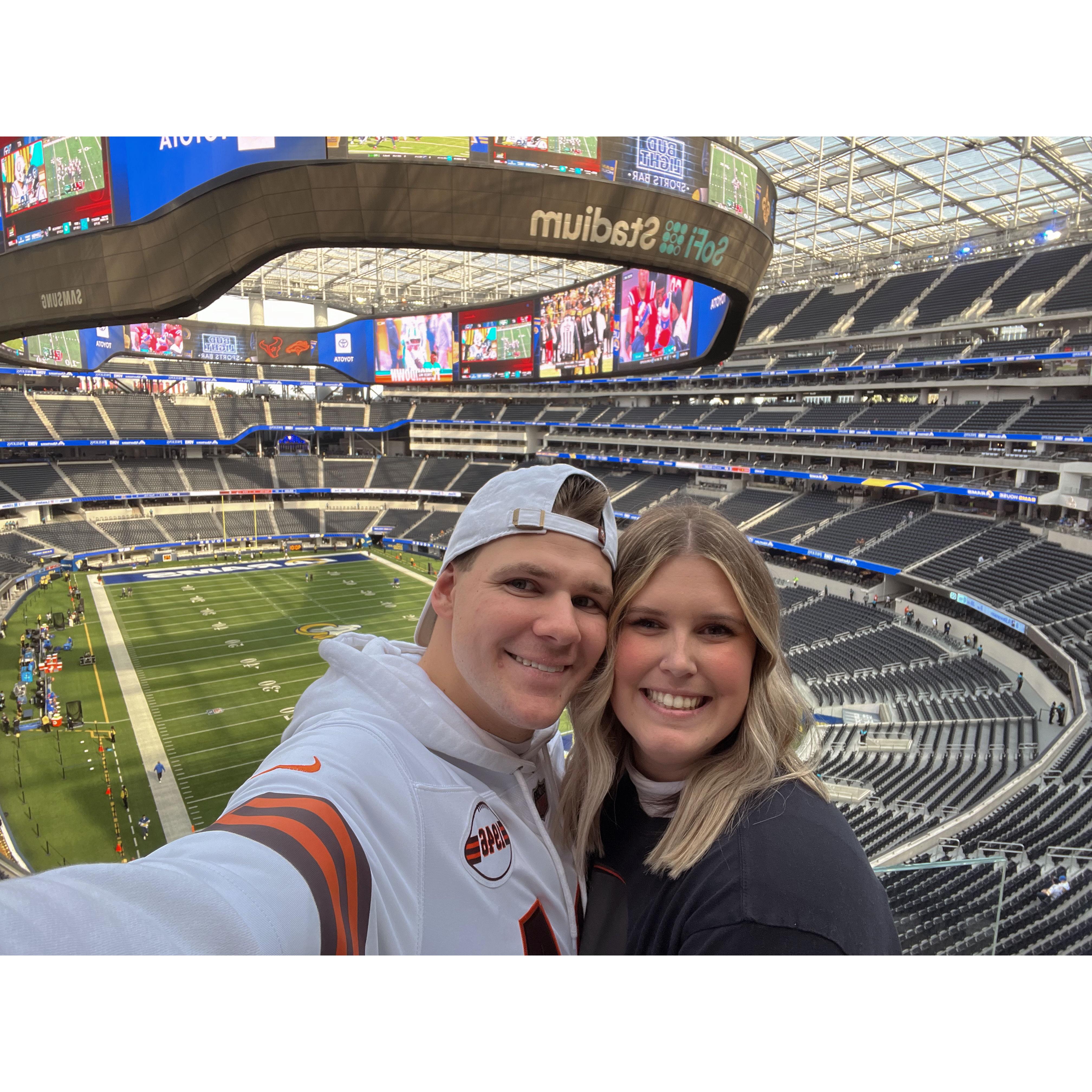 NFL Game - Browns vs Rams - 2023