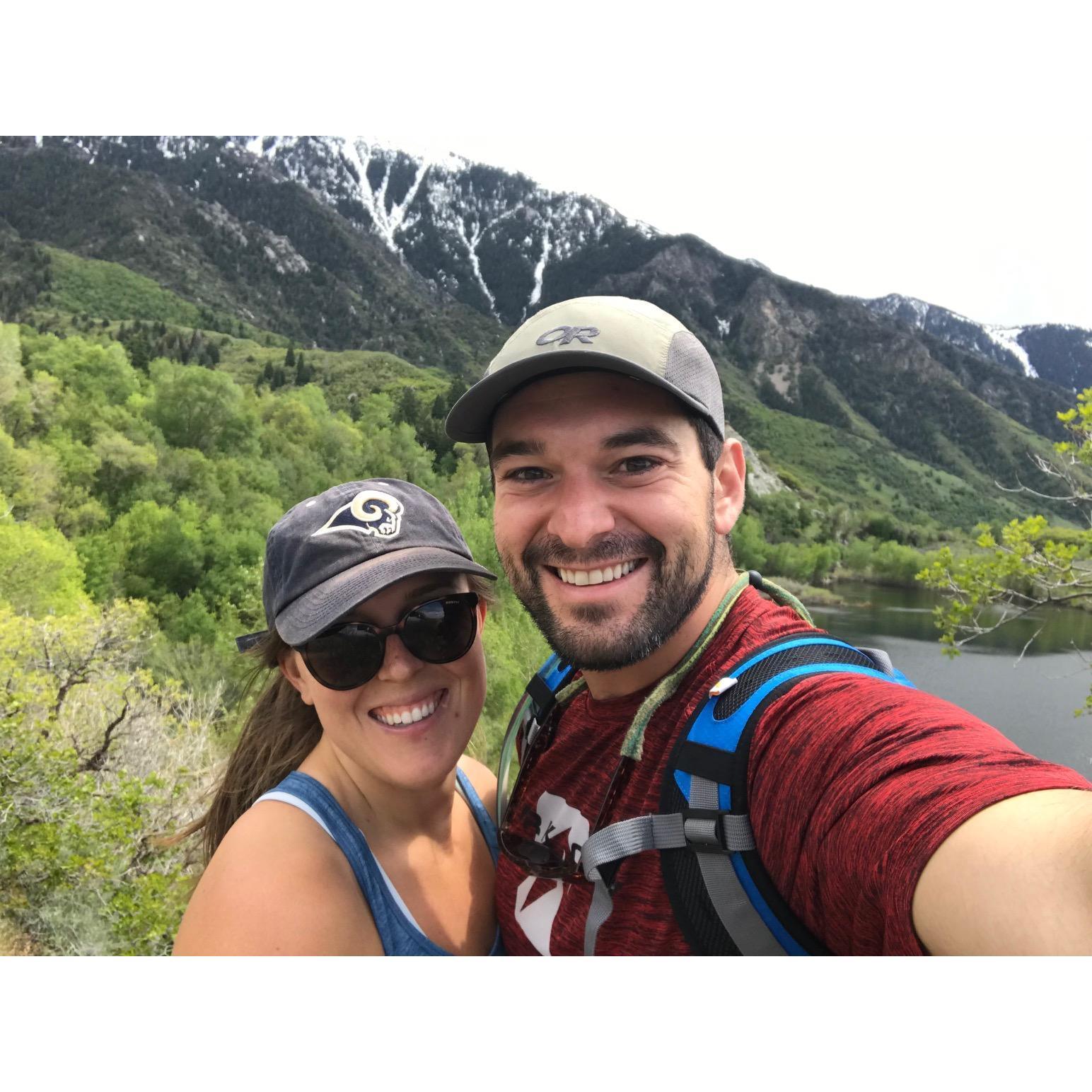 We are 10 minutes from some of the best hikes and ski resorts in the country!