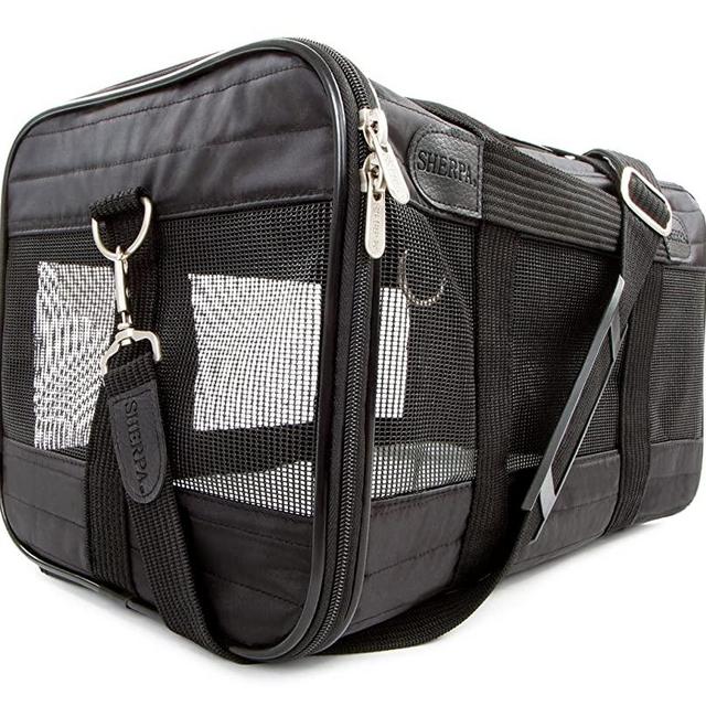 Sherpa Original Deluxe Airline Approved Pet Carrier, Soft Liner, Mesh Windows, Spring Frame