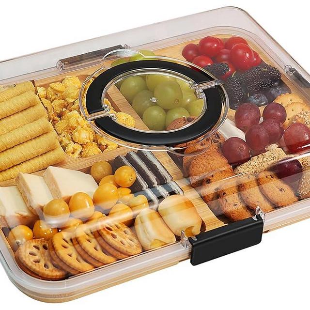 Renmxj Charcuterie Board with Clear Lid, Travel Portable Cheese Board Charcuterie Boxes Cutting Boards for Kitchen, House Warming Gifts New Home, Gifts for Women (4 Compartments Black)